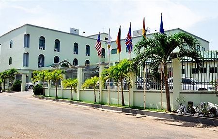 Crystal Palm Hotel Accra Exterior photo